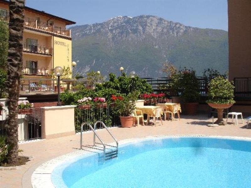 Hotel Garda Bellevue